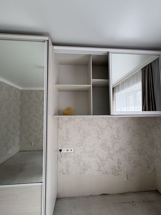 Шкаф купе с зеркалами