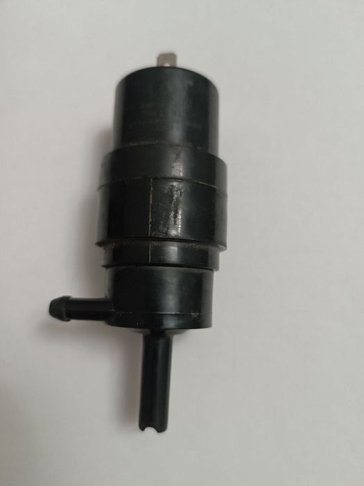 Продается насос от стеклоочистителя