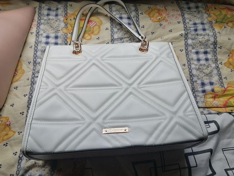 Маркови дамски чанти