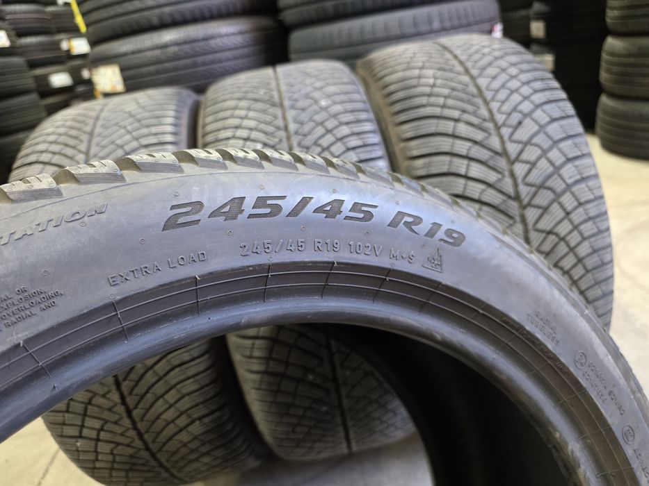 245/45/19 PIRELLI 4бр