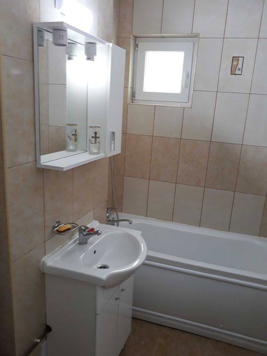 Închiriez  garsonieră Strada Rahovei