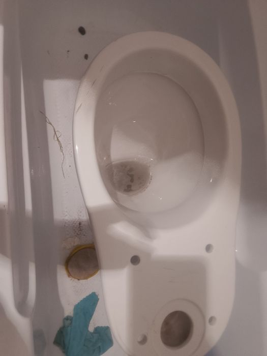 Продам  унитаз в хорошем состоянии