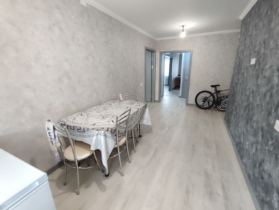 Продается 5-комн (3-5, 3 этаж)