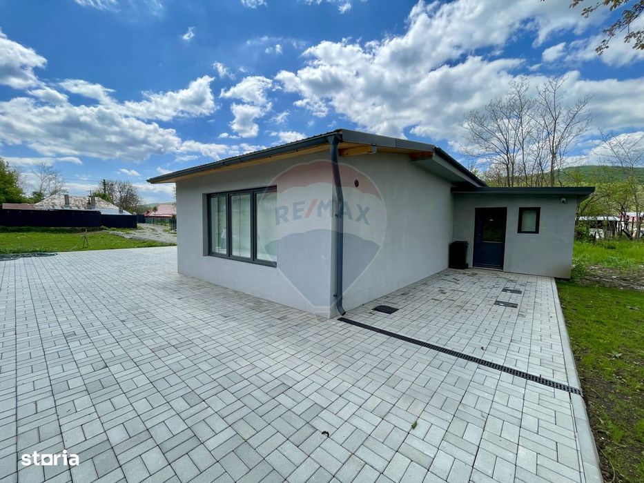 Casă 4 camere | Mobilată complet | Pe drumul spre Slanic