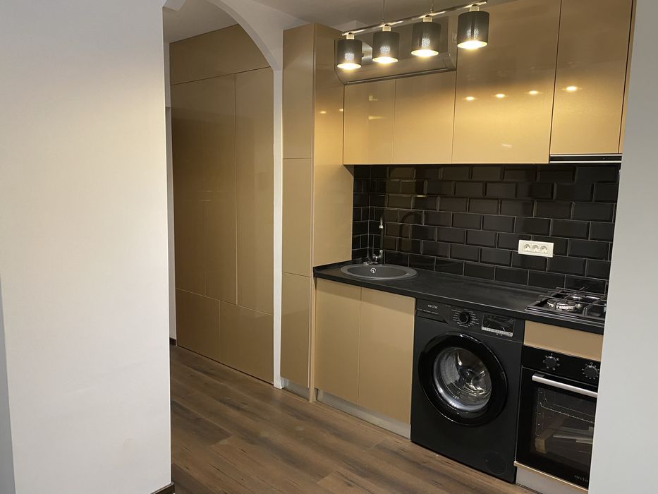 Inchiriez garsoniera