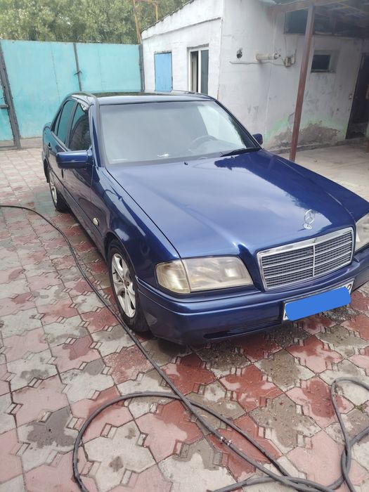 Продам Мерседес С 180