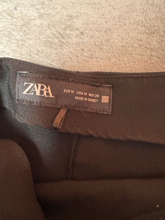 Пола с панделка ZARA