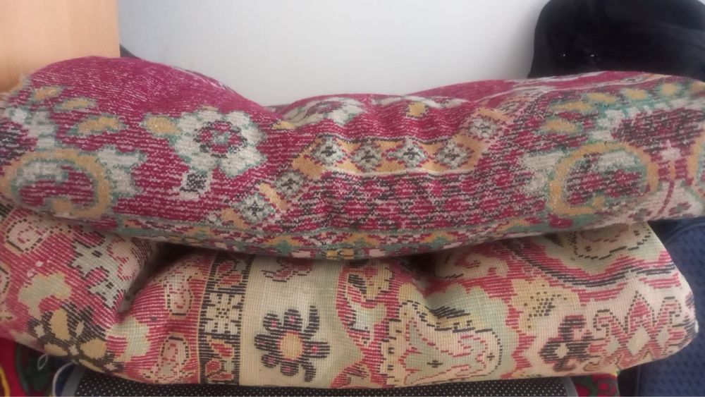 Ковры срочно продам