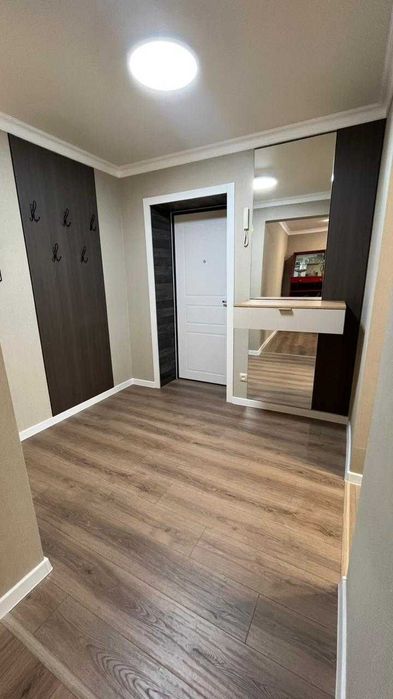 Продам 2 ком квартира РН Центр