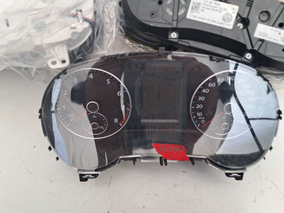 Ел таблото уреди Mazda CX30 Vw Sharan 2016/23г  VW T 6