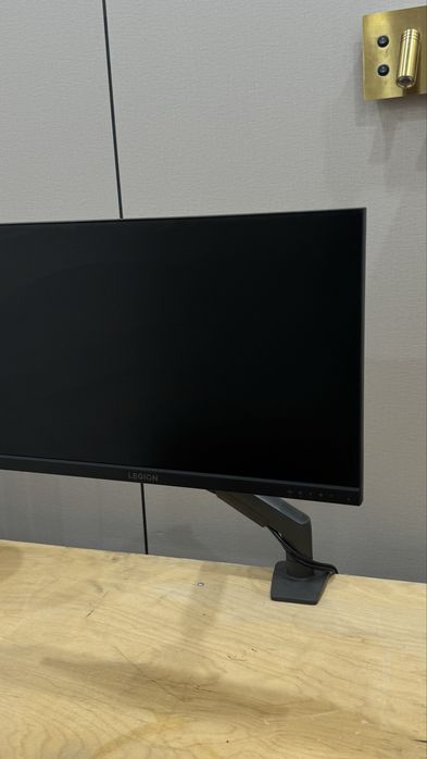 Монитор lenovo legion