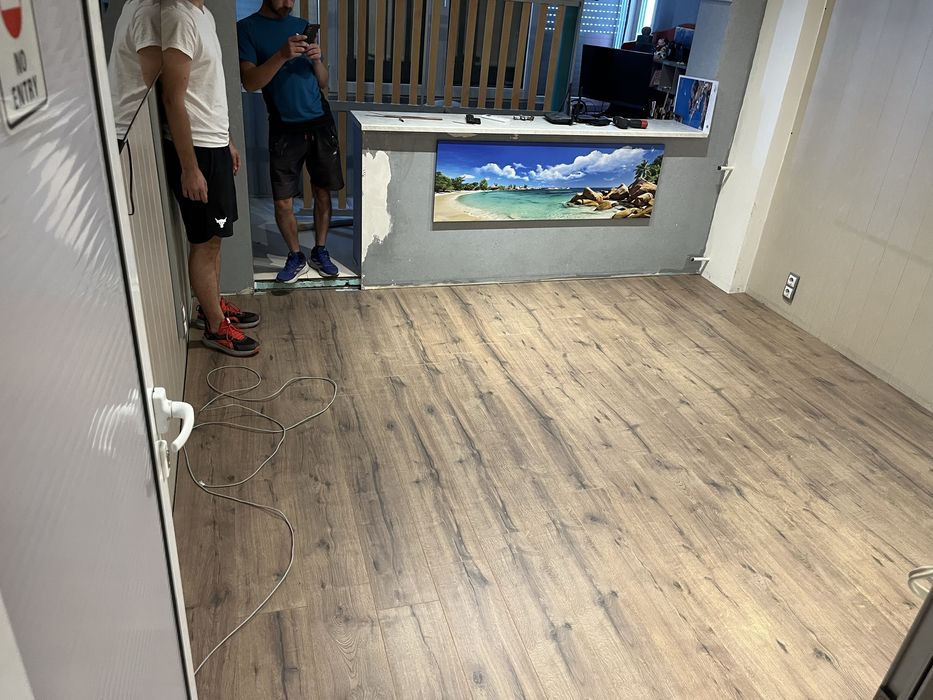 Редене на ламинат и винил