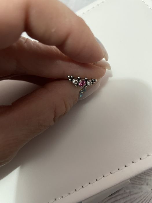 Продам серьгу хеликс