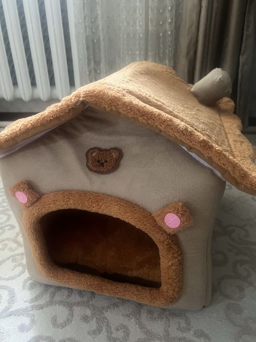 Домик для кошек и собак