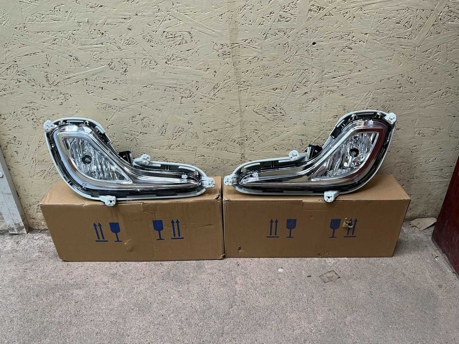 Противотуманка Хендай Хюндай Акцент 2011- / Hyundai Accent 2011-