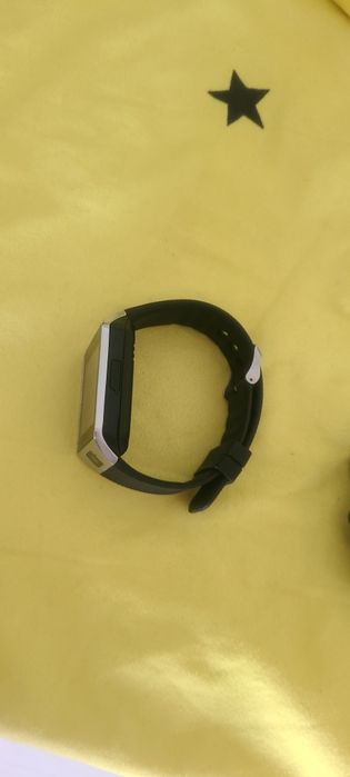 Ceas smart cu camera!