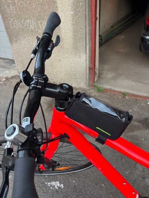 Bicicleta de oras Cannondale Quick 5 Rosu Acid 2021