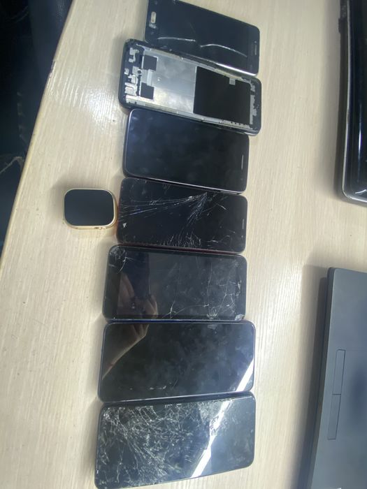 Телефоны на запчасти