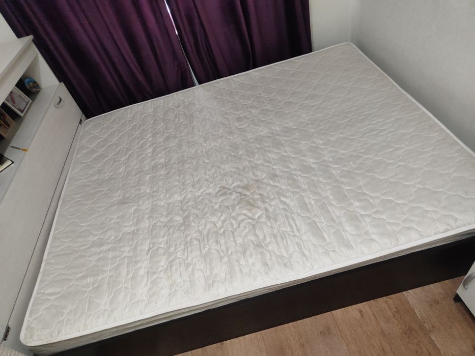 Матрас для кровати