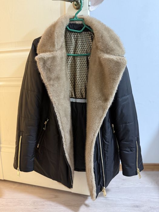 Куртка женская стильная