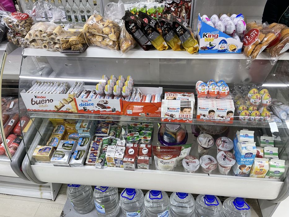 Продам холодильник витриный