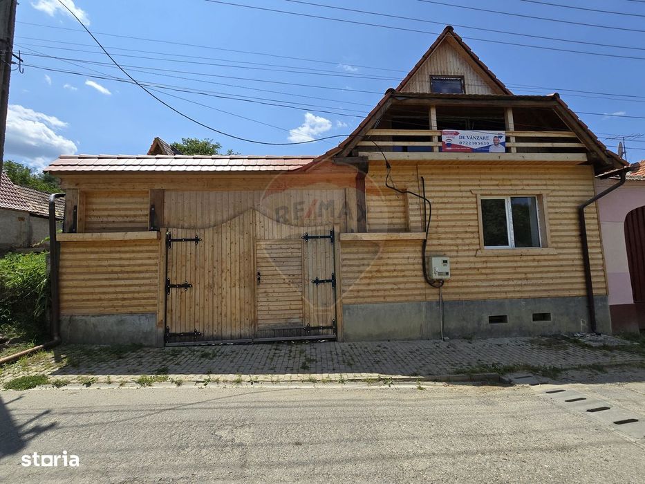 Casa cu gradina si mansarda  Aciliu  la doar 20 km de Sibiu