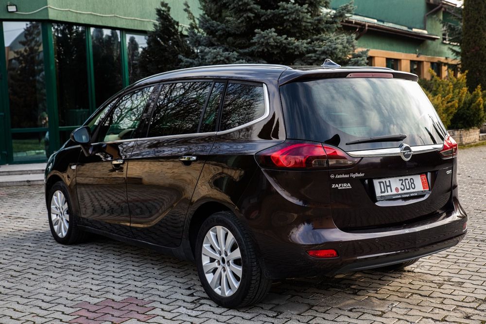 Opel   zafira  tourer