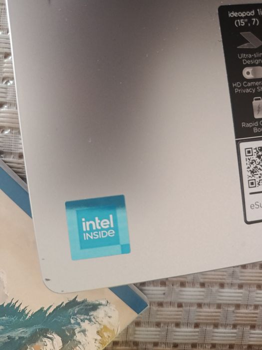 Б/у ноутбук для учебы и работы