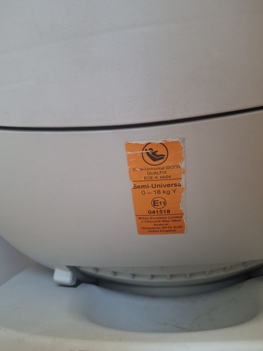 Vand scaun auto Britax Romer dualfix 360 grade
