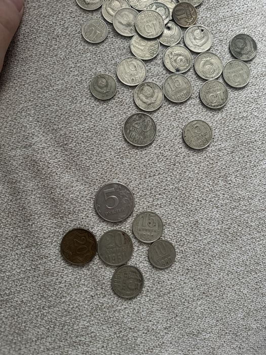 Продам серебренные монеты