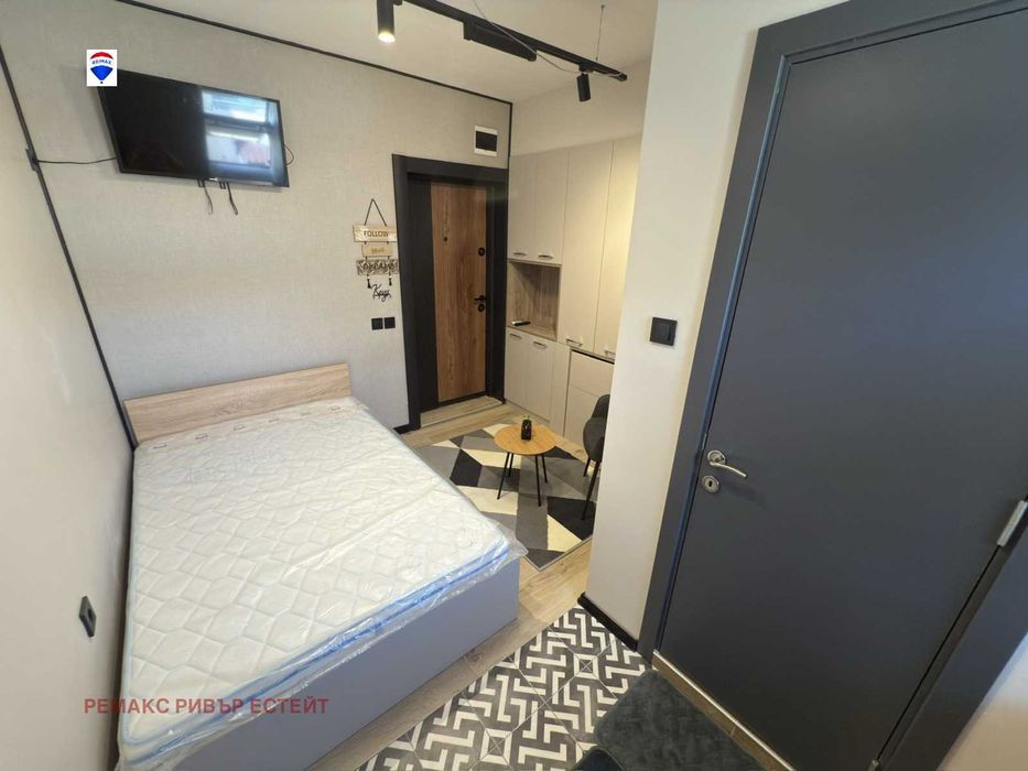 Дава се под наем  в Русе, Център - 17 кв.м за 229.5 € - Снимка #2