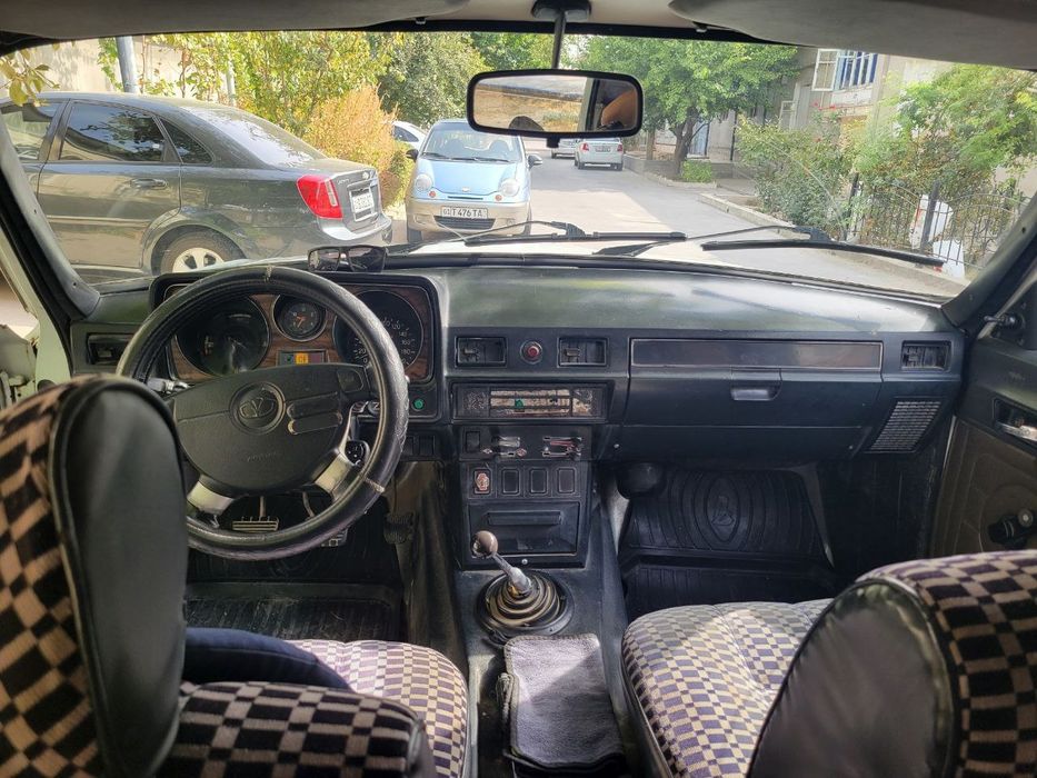 Продаётся Волга 2402
