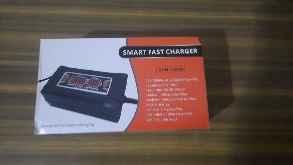 Зарядное устройство для автомобиля на 12 вольт 6 амперр