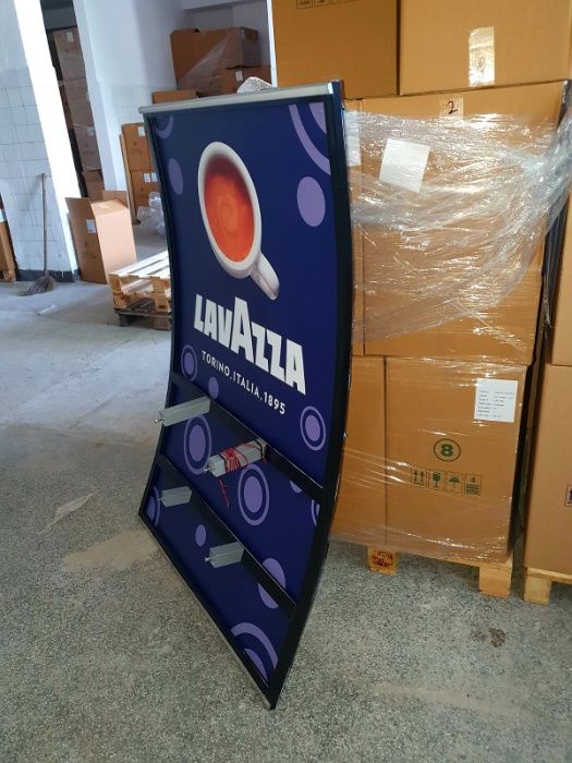 Козирки за вендинг машини с LED осветление Vending