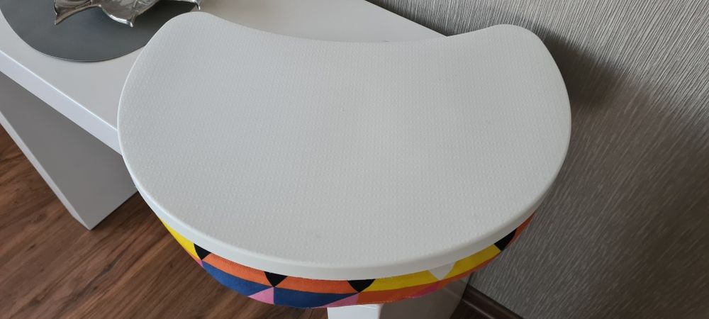 Suport laptop din plastic cu textil si granule polistiren