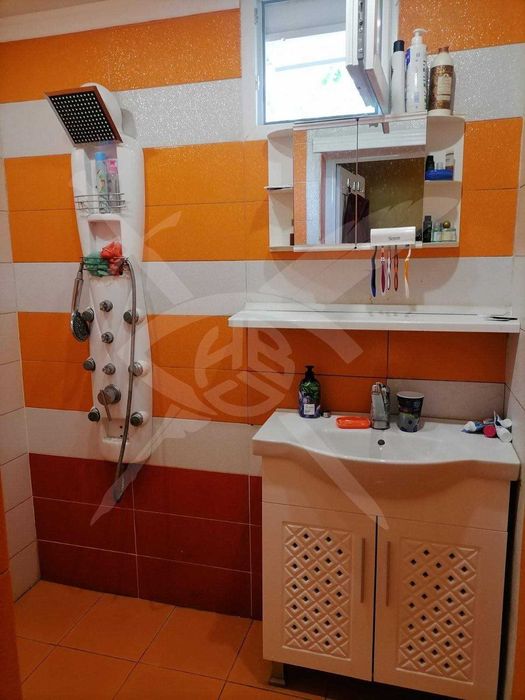 Продава се Къща в Варна, Левски - 120 кв.м за 2417 €/кв.м - Снимка #7