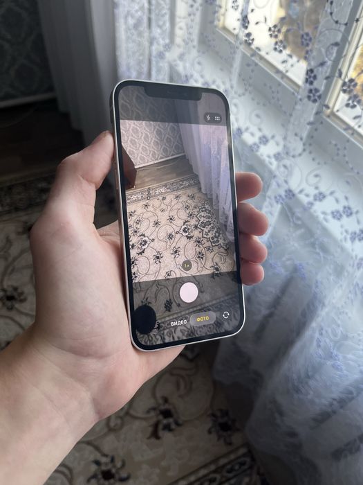 Продам Айфон 12 / 128