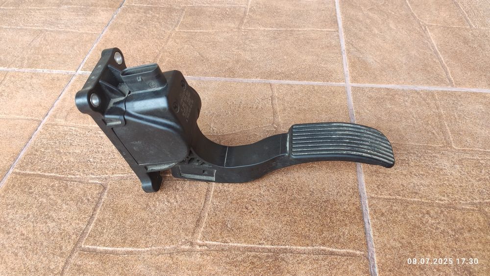 Педаль газа Крафтер Спринтер