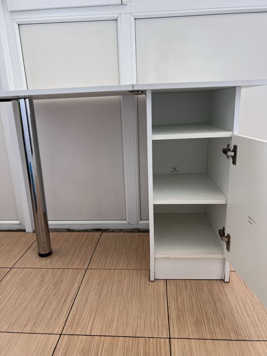 Маникюрный стол, белый раскладной