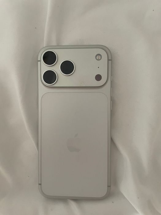 iphone 17pro max 256gb