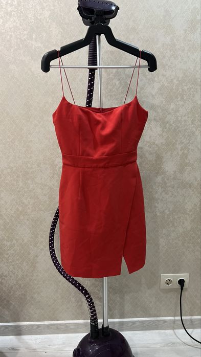 Продам платья lichi, mango