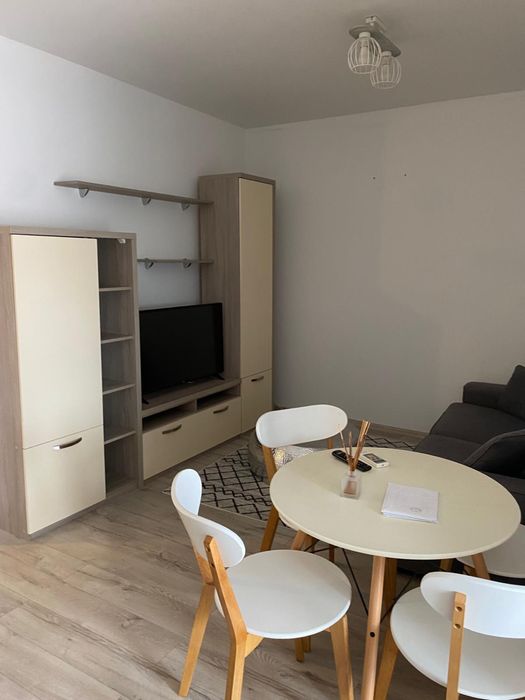 Apartament 2 camere bloc Ared zona Prima Shop