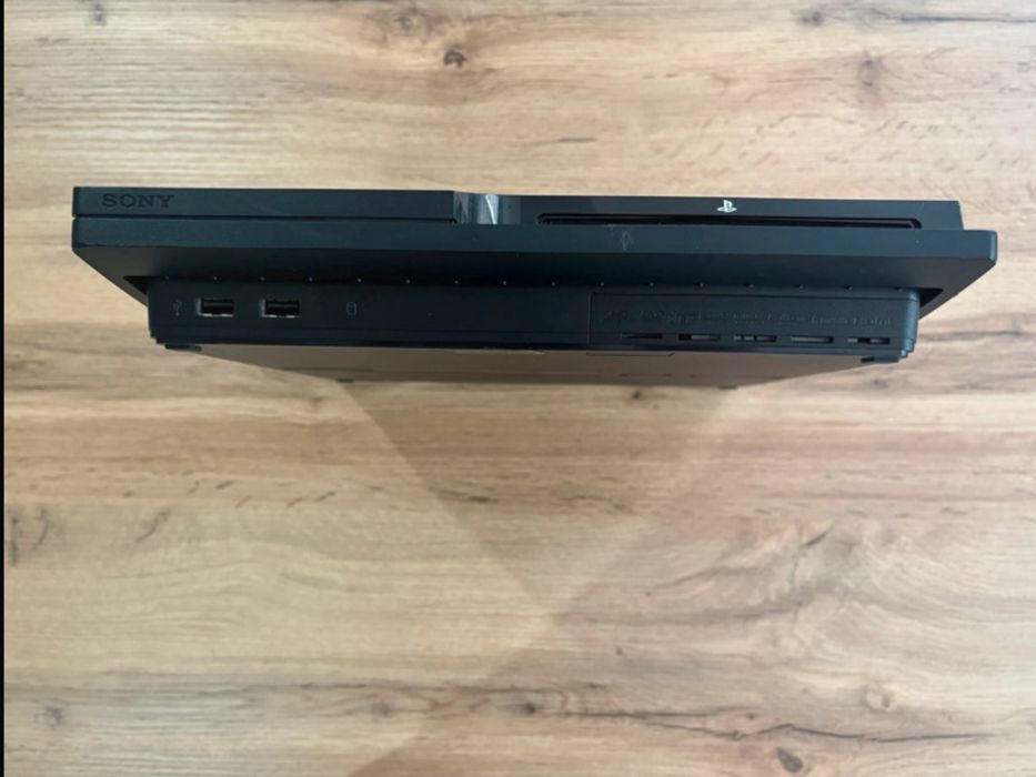 Playstation 3 slim 300GB