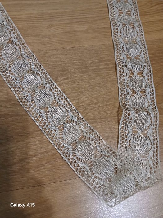 Памучна дантела,плетена на една кука.