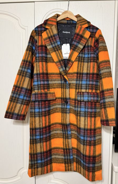 Палто Desigual ново