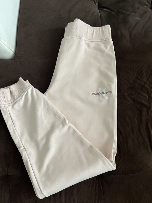 Оригинарно долнище Calvin Klein