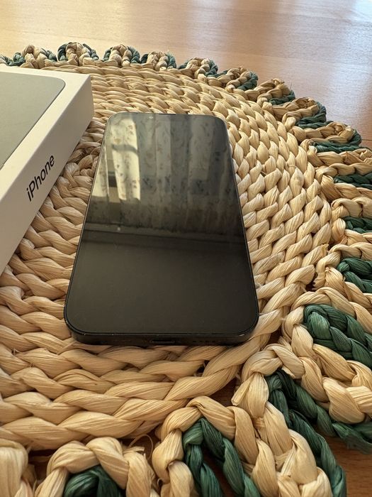 IPhone 13 ,черен 128GB