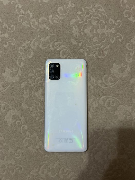 Продаю Самсунг А31 64 гб