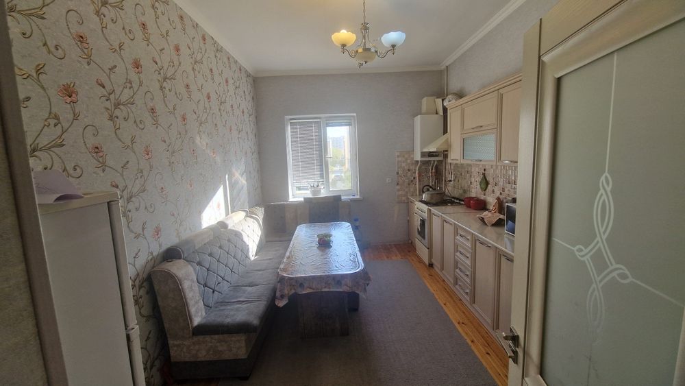 4 xonali uy sotiladi