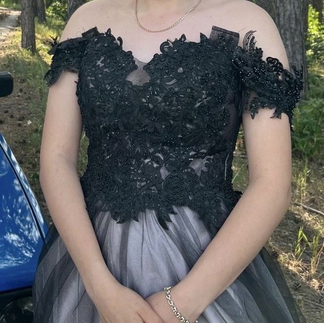 Бална рокля